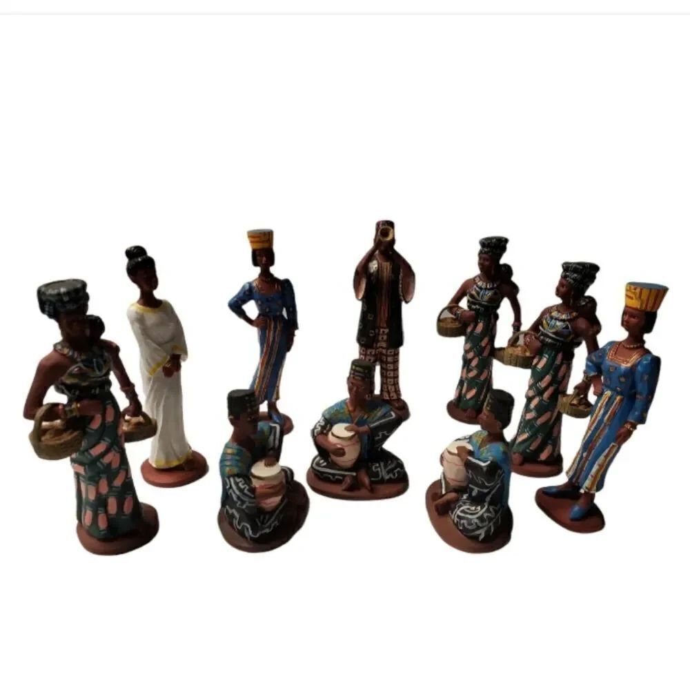African Figurines (10 Pieces)